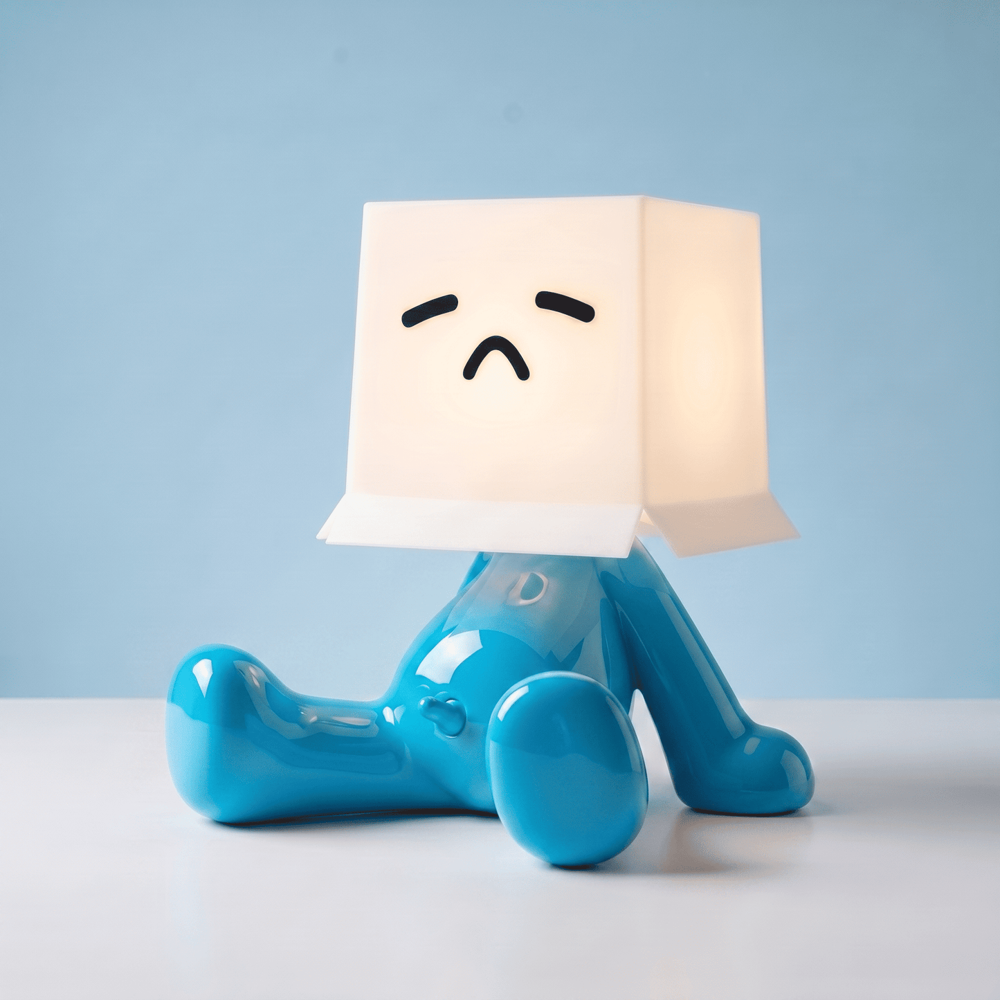 Larry the Lamp - Sitting Boxed